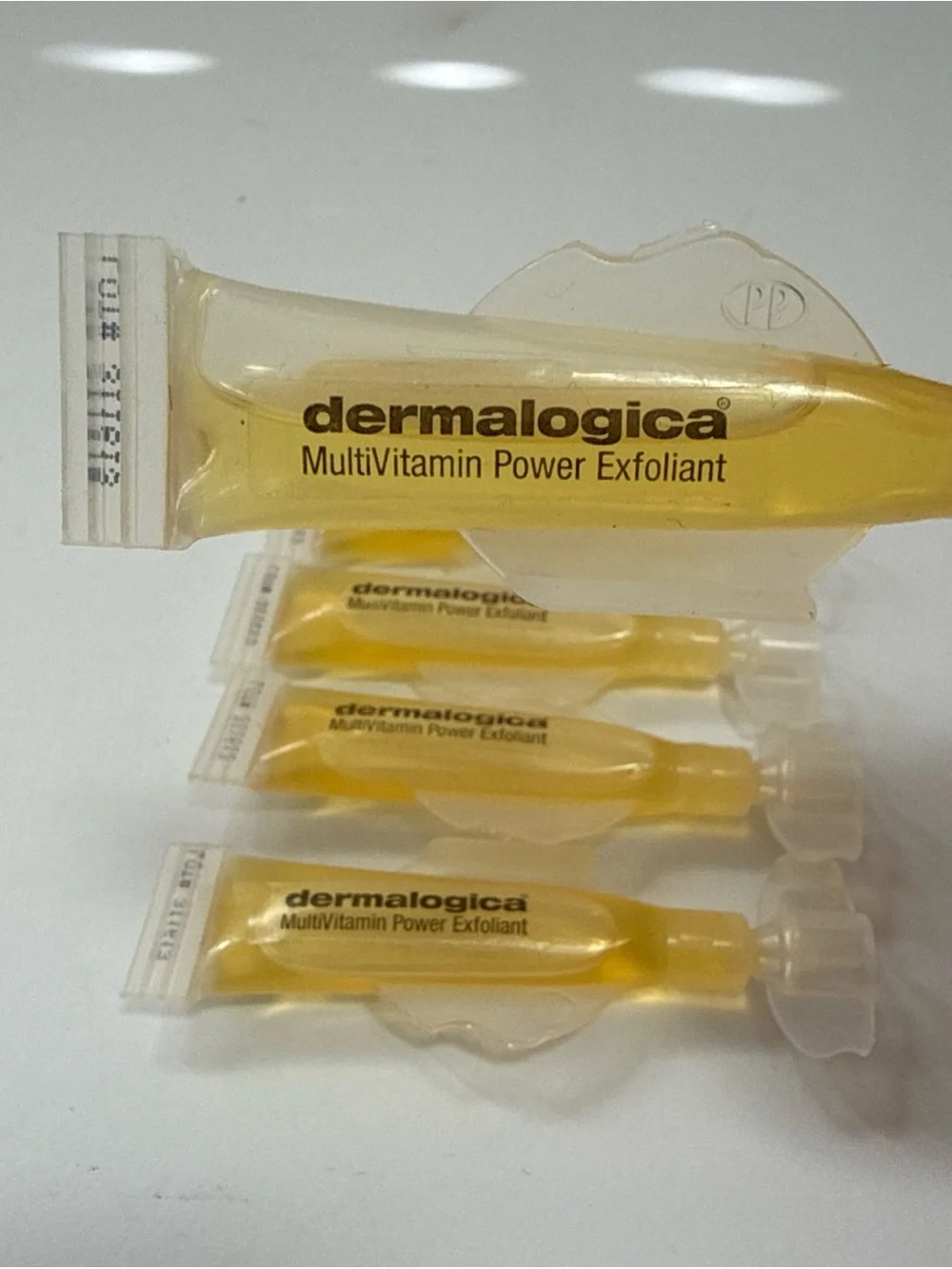 dermalogica Yellow MultiVitamin Power Exfoliant Single-Use Vials